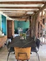 FAROU ASTRID - AAMZER ARCHITECTURE