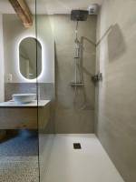 FAROU ASTRID - AAMZER ARCHITECTURE